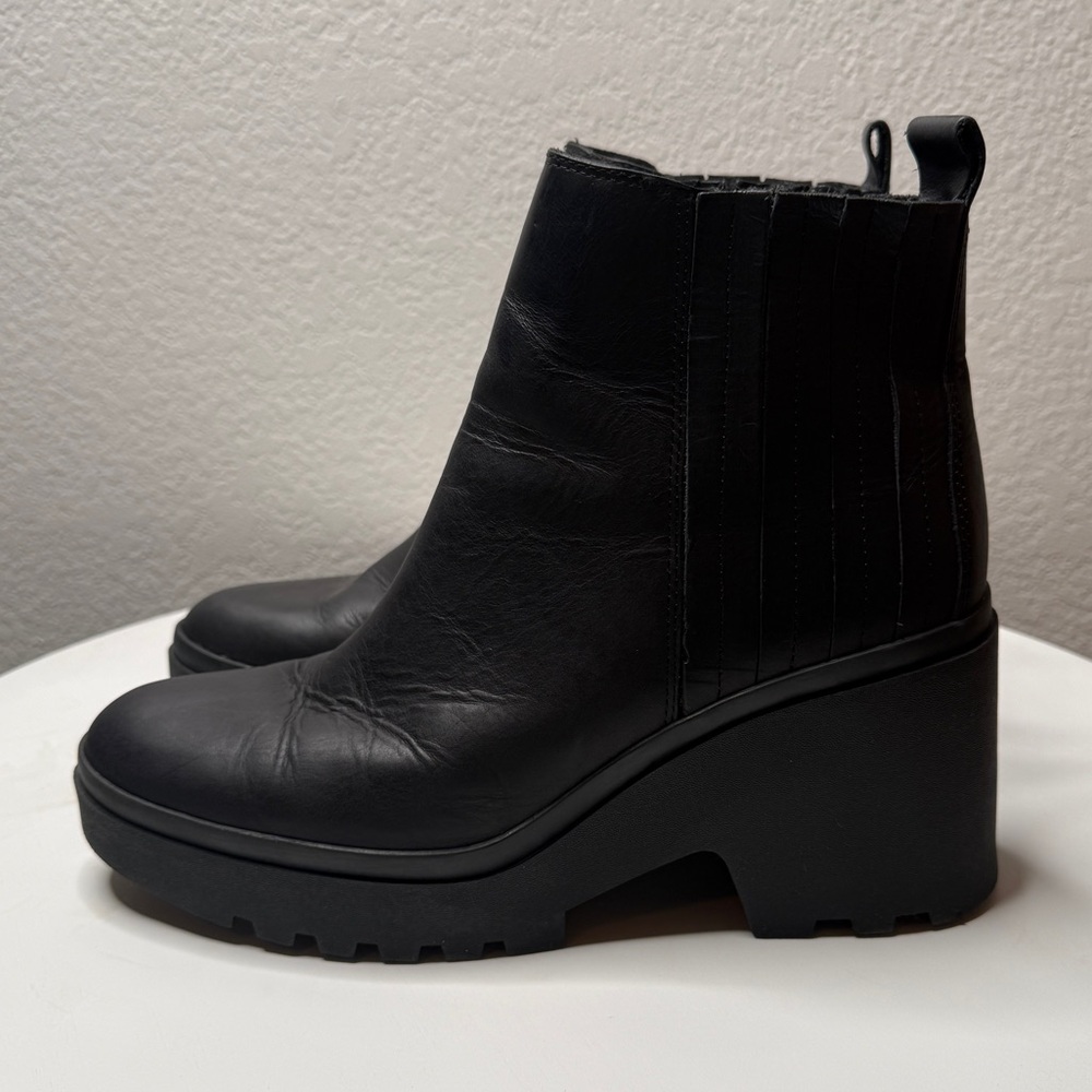 Eileen Fisher Kat Chunky Sole Black Leather Slip On Bootie Size 11